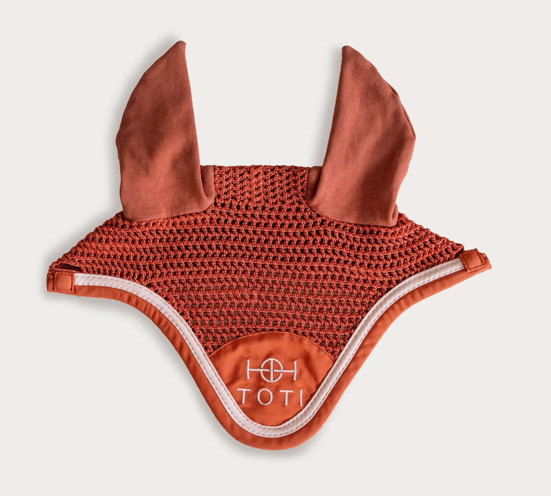 Saddle Pad and Bonnet