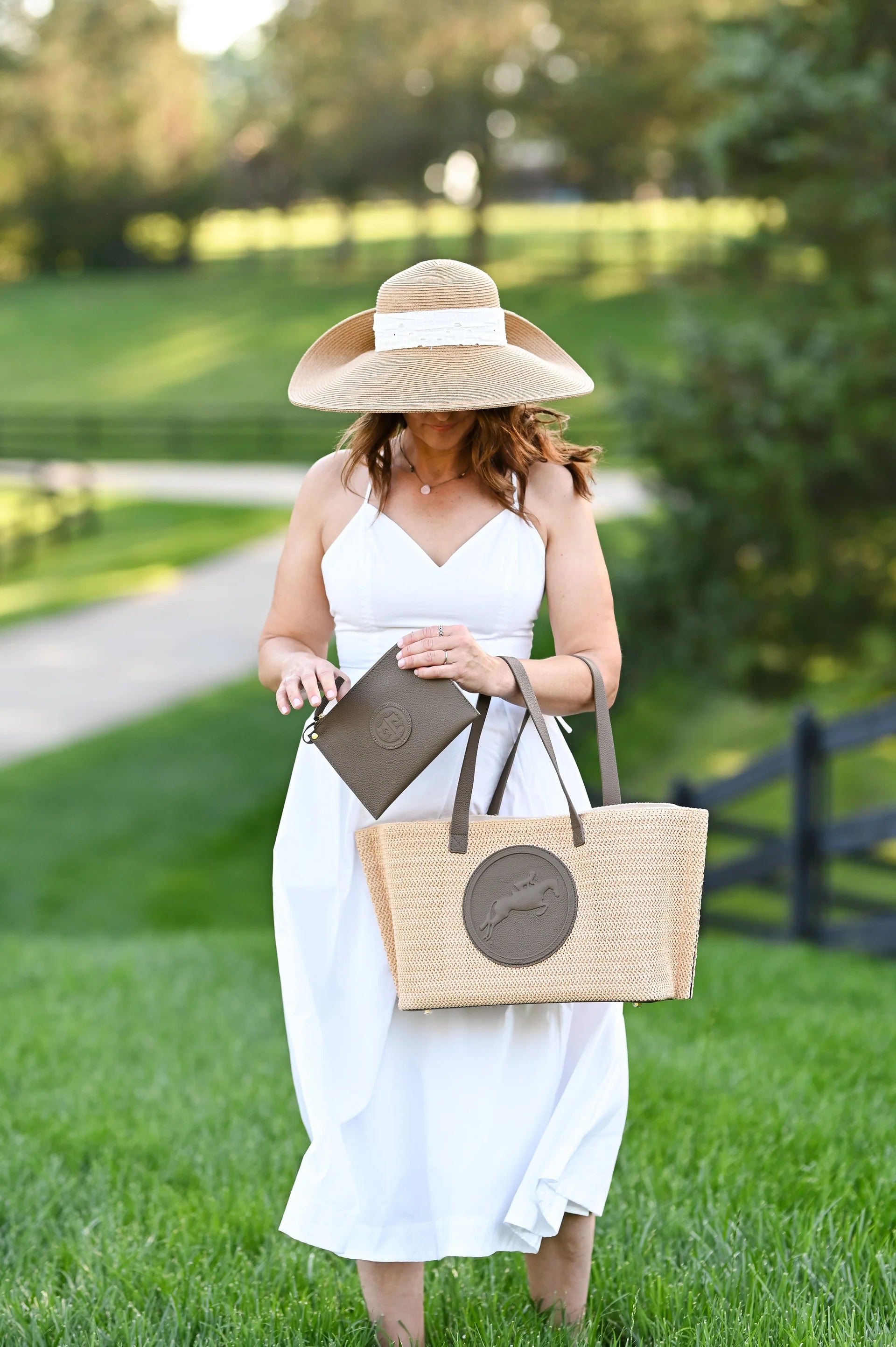 BARN TO BEACH TOTE - HUNTER JUMPER